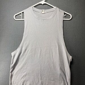 Forever 21‎ Gray Sleeveless Muscle Tee